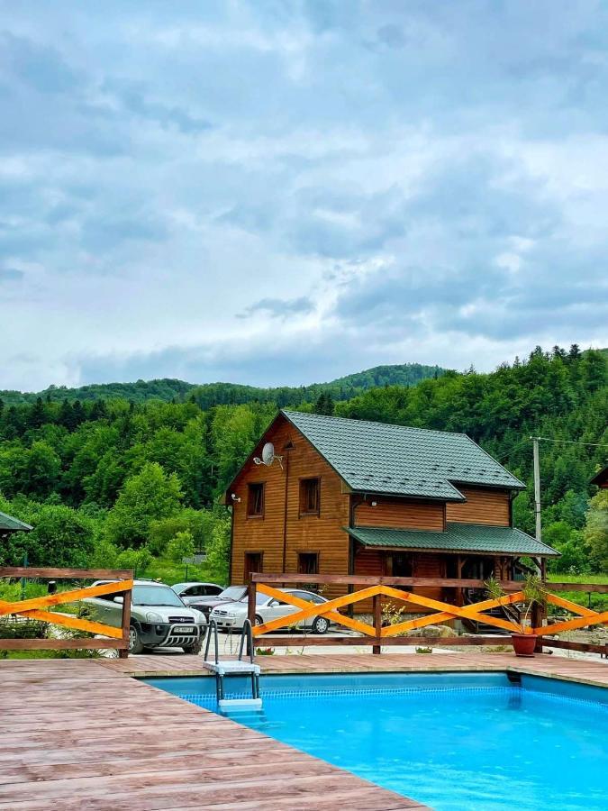 Villa Na Uzlissi Myhove Exterior foto